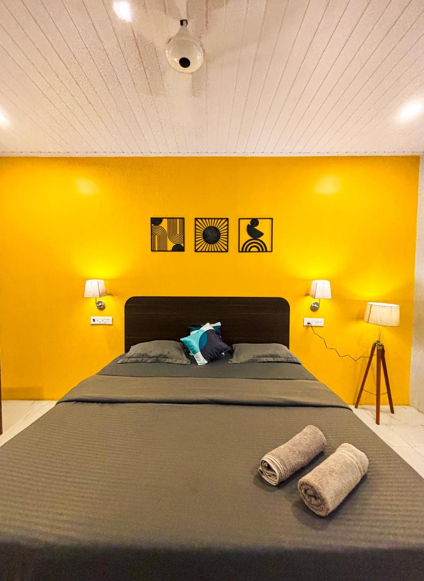 Traverse Luxe Hostel パロレム エクステリア 写真