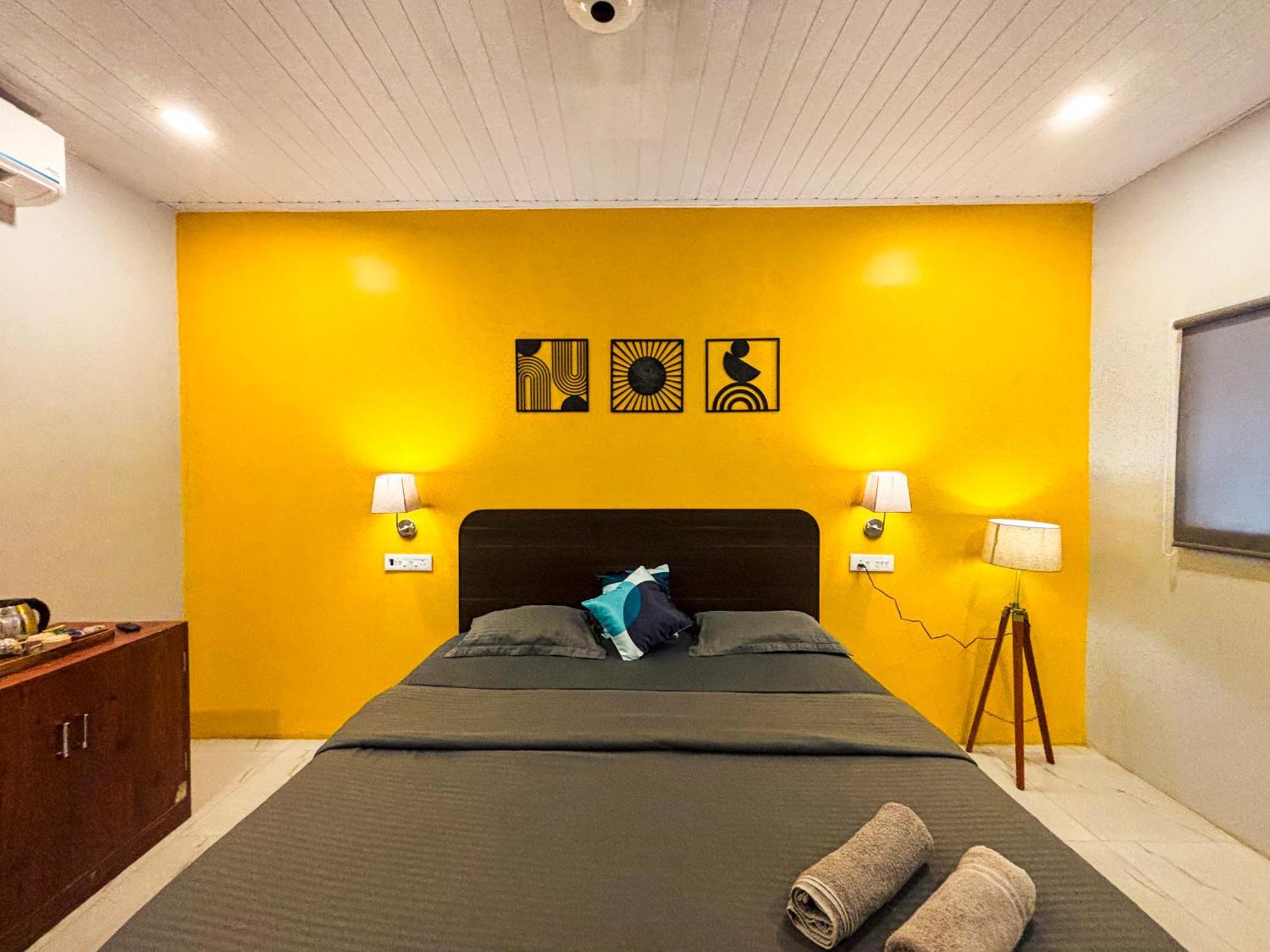 Traverse Luxe Hostel パロレム エクステリア 写真