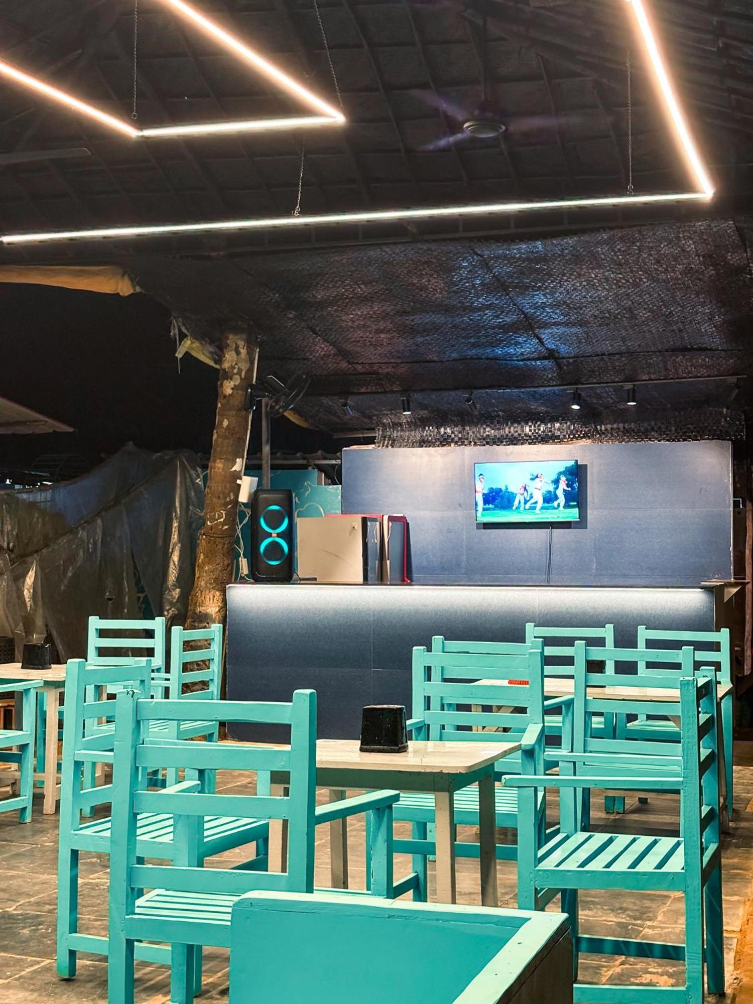 Traverse Luxe Hostel パロレム エクステリア 写真